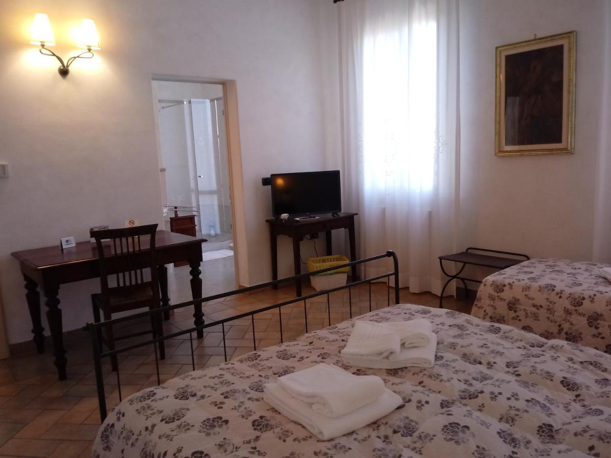 B&B Residence Il Ciliegio , Via Villa Superiore 93 Luzzara ซุสซารา ภายนอก รูปภาพ