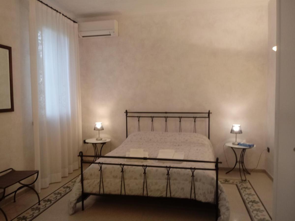 B&B Residence Il Ciliegio , Via Villa Superiore 93 Luzzara ซุสซารา ภายนอก รูปภาพ
