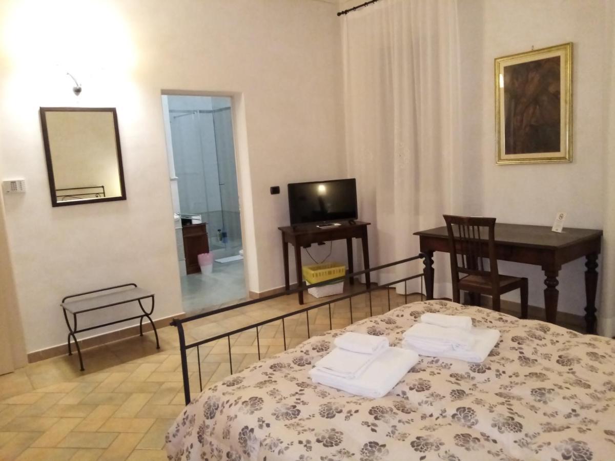 B&B Residence Il Ciliegio , Via Villa Superiore 93 Luzzara ซุสซารา ภายนอก รูปภาพ